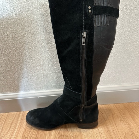 Ugg Leather Women's Black Knee-High Boots - Picture 4 of 15